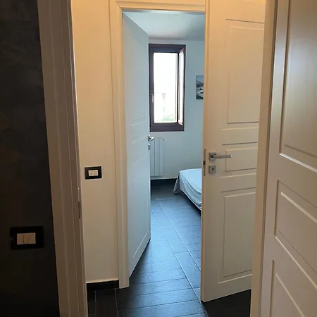 Apartment House - Con Posto Auto E Wi-fi *