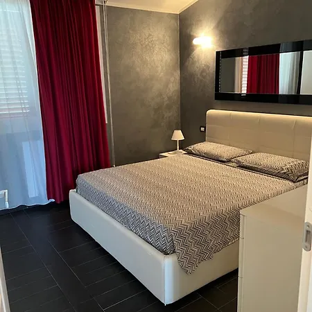 Apartment House - Con Posto Auto E Wi-fi La Maddalena (Cagliari)